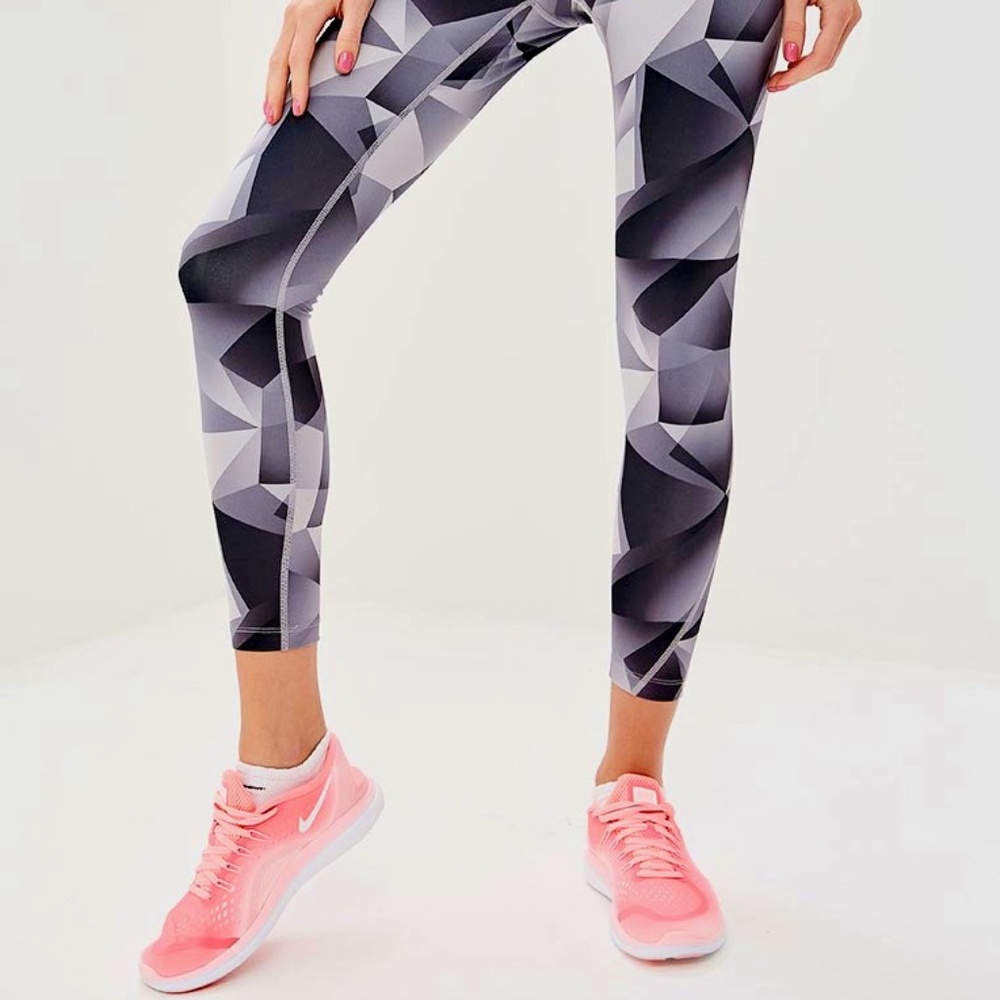 Nike Geometric Dri-Fit Speed Tight